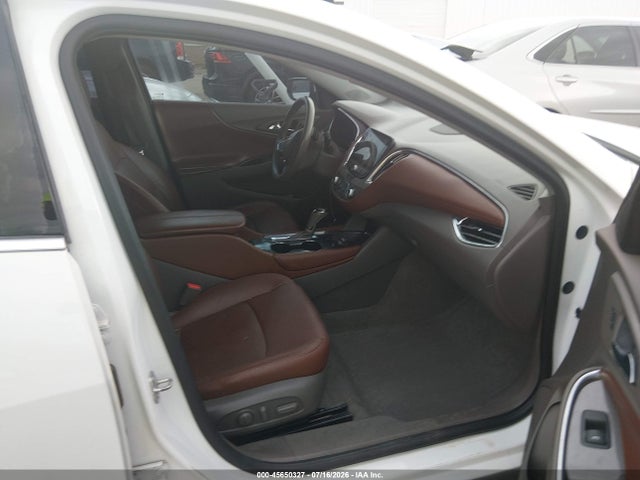 1G1ZD5STXJF268321 Chevrolet MALIBU LT
