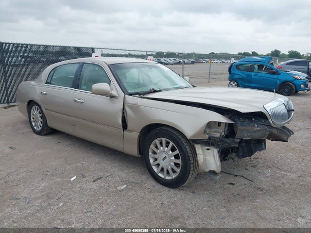 Aukcja sprzedaży 2007 Lincoln Town Car Signature, vin: 1LNHM81V07Y624033, numer aukcji: 45650359