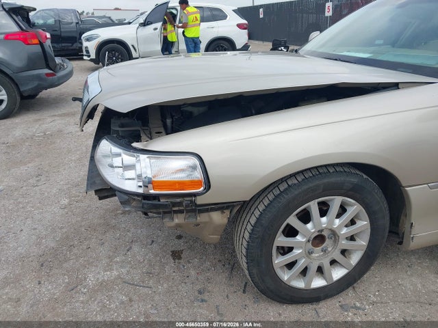 2007 Lincoln Town Car Signature მანქანა იყიდება აუქციონზე, vin: 1LNHM81V07Y624033, აუქციონის ნომერი: 45650359