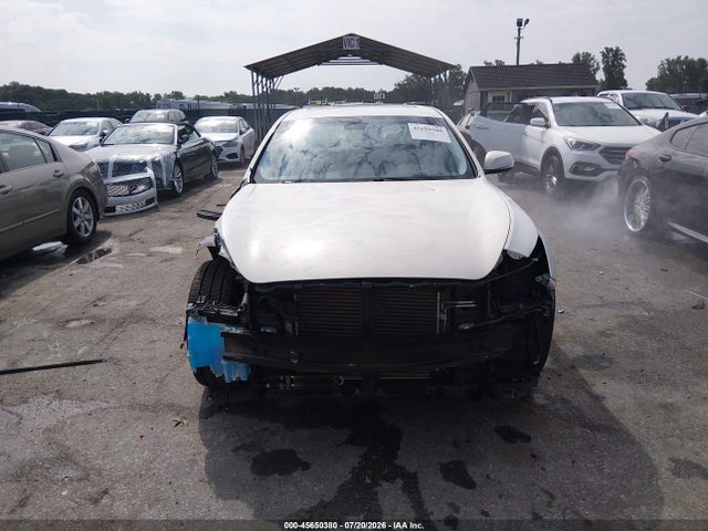45650380 :رقم المزاد ، JN1BY1AR2FM562345 vin ، 2015 Infiniti Q70 3.7x مزاد بيع