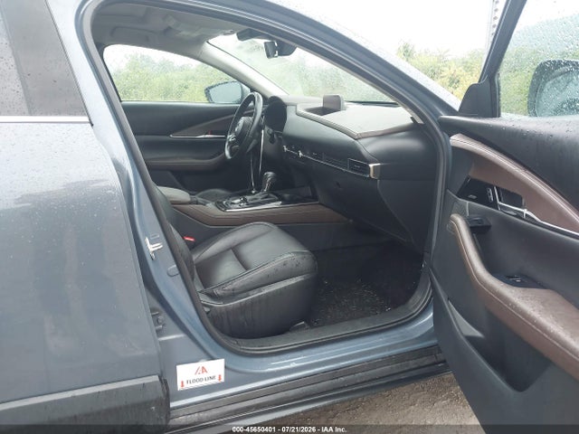 Продаж на аукціоні авто 2021 Mazda Cx-30 Premium, vin: 3MVDMBDL8MM262226, номер лоту: 45650401