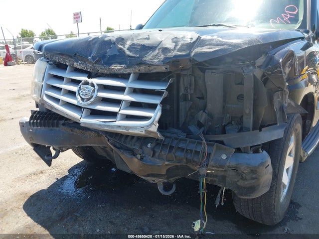 Продаж на аукціоні авто 2002 Cadillac Escalade Standard, vin: 1GYEK63N12R205538, номер лоту: 45650420