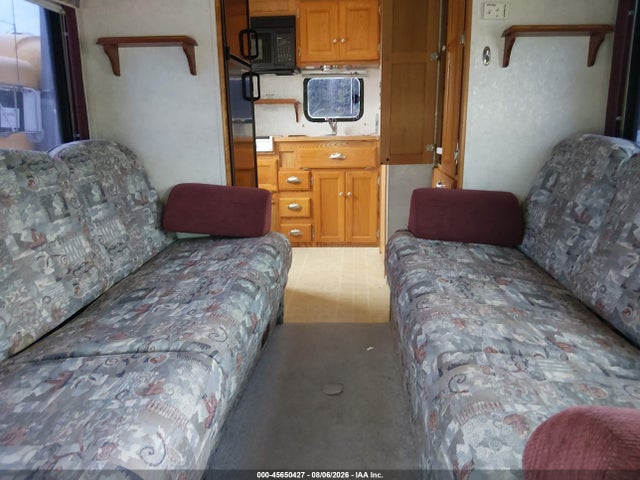 2004 Gulfstream Cruiser მანქანა იყიდება აუქციონზე, vin: 1GBJG31U441113540, აუქციონის ნომერი: 45650427