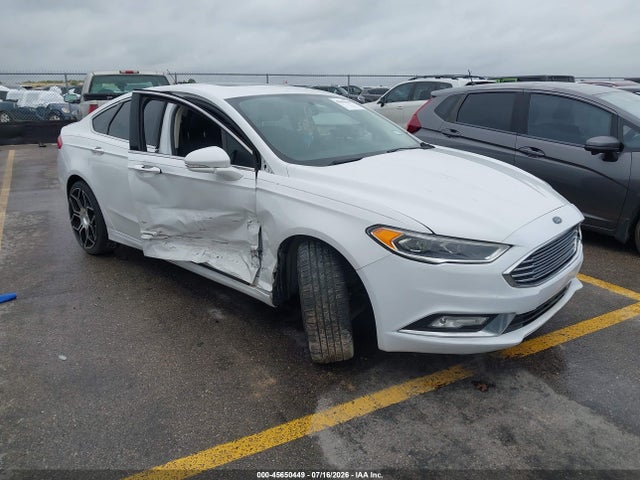 45650449 :رقم المزاد ، 3FA6P0D90JR138384 vin ، 2018 Ford Fusion Titanium مزاد بيع