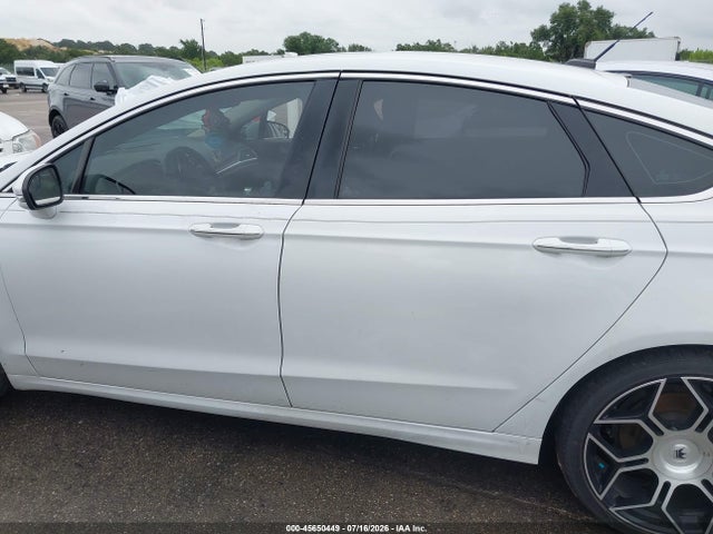 45650449 :رقم المزاد ، 3FA6P0D90JR138384 vin ، 2018 Ford Fusion Titanium مزاد بيع