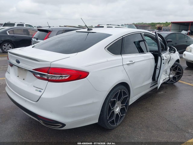 45650449 :رقم المزاد ، 3FA6P0D90JR138384 vin ، 2018 Ford Fusion Titanium مزاد بيع