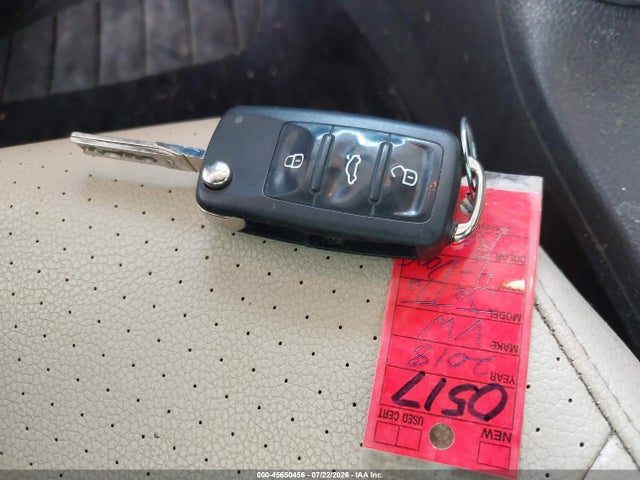 45650456 :رقم المزاد ، 3VWDB7AJ2JM230517 vin ، 2018 Volkswagen Jetta 1.4t Se/1.4t Wolfsburg Edition مزاد بيع