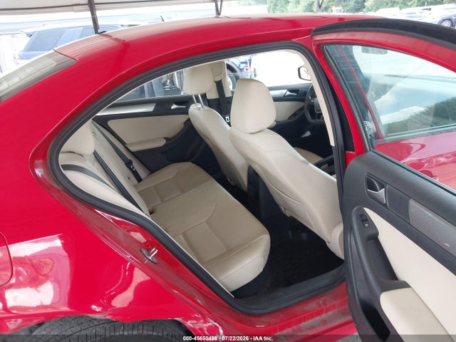 45650456 :رقم المزاد ، 3VWDB7AJ2JM230517 vin ، 2018 Volkswagen Jetta 1.4t Se/1.4t Wolfsburg Edition مزاد بيع