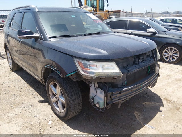 45650465 :رقم المزاد ، 1FM5K8D88HGD33110 vin ، 2017 Ford Explorer Xlt مزاد بيع