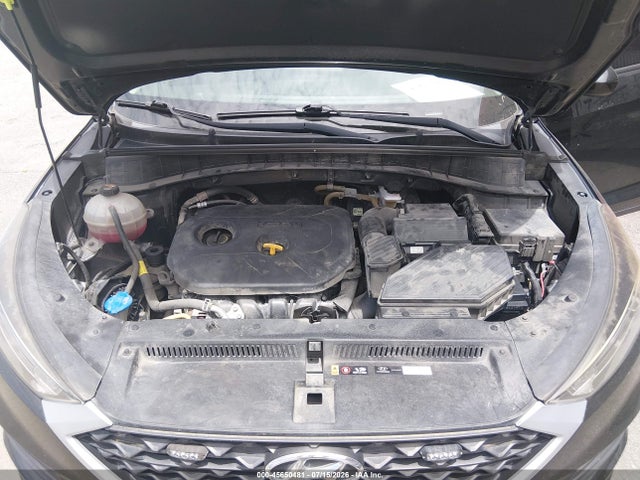 KM8J23A47MU329337 Hyundai TUCSON SE