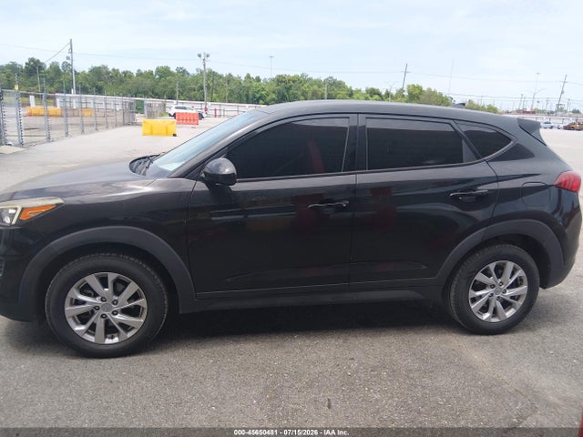 KM8J23A47MU329337 Hyundai TUCSON SE