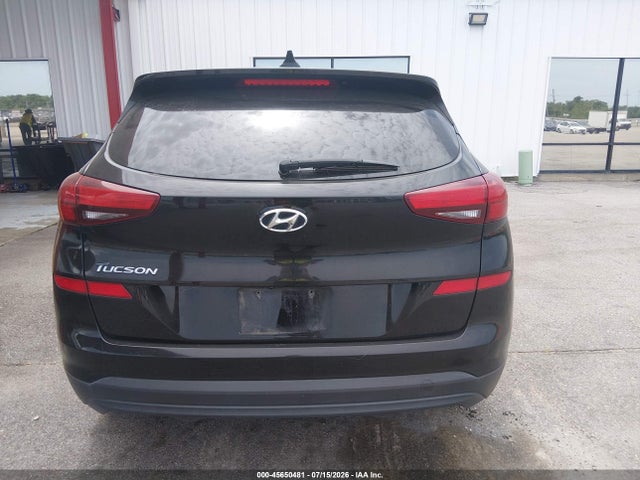 KM8J23A47MU329337 Hyundai TUCSON SE