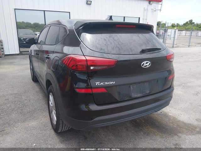 KM8J23A47MU329337 Hyundai TUCSON SE