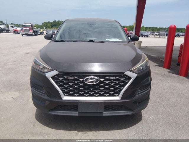 KM8J23A47MU329337 Hyundai TUCSON SE