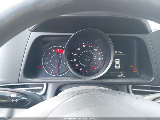 KMHLL4AG7PU544016 Hyundai ELANTRA SE