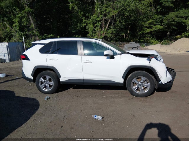 2022 Toyota Rav4 Hybrid Le მანქანა იყიდება აუქციონზე, vin: 2T3MWRFV1NW142755, აუქციონის ნომერი: 45650577