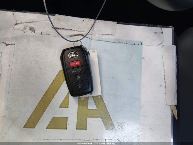 Продаж на аукціоні авто 2026 Toyota Corolla Cross Xle, vin: 7MUDAABGXTV155113, номер лоту: 45650654