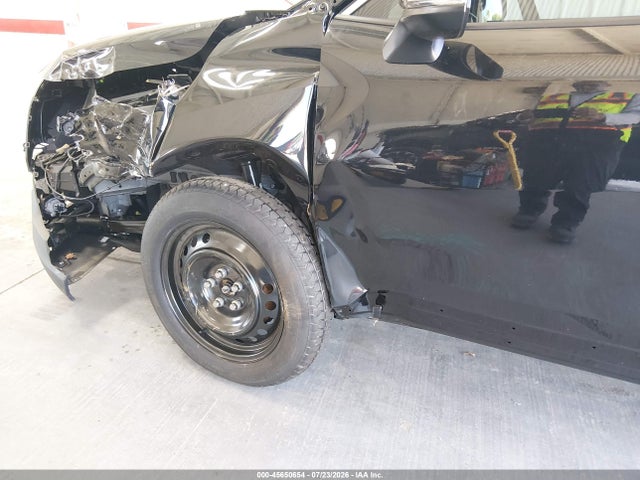 Продаж на аукціоні авто 2026 Toyota Corolla Cross Xle, vin: 7MUDAABGXTV155113, номер лоту: 45650654