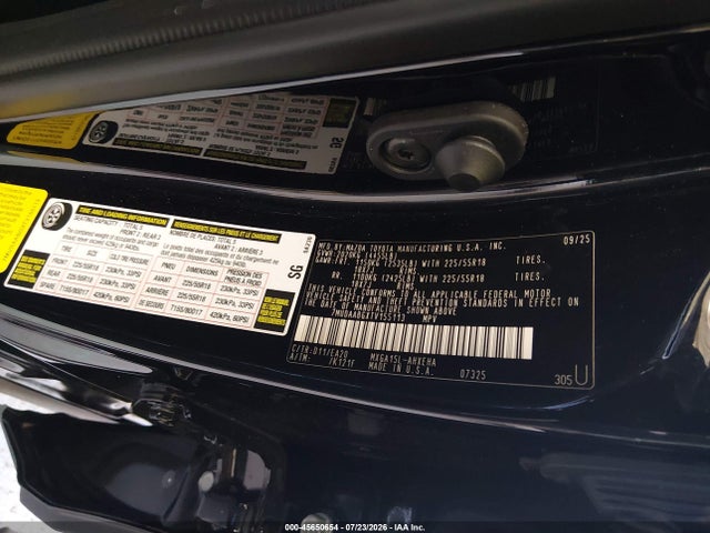 Продаж на аукціоні авто 2026 Toyota Corolla Cross Xle, vin: 7MUDAABGXTV155113, номер лоту: 45650654