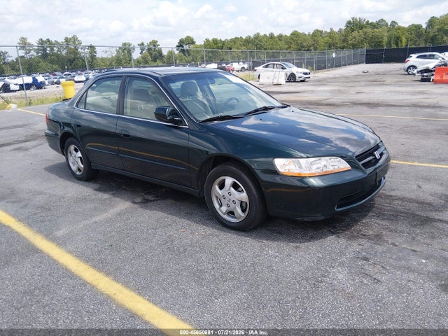2000 Honda Accord 2.3 Ex მანქანა იყიდება აუქციონზე, vin: JHMCG6606YC035704, აუქციონის ნომერი: 45650681