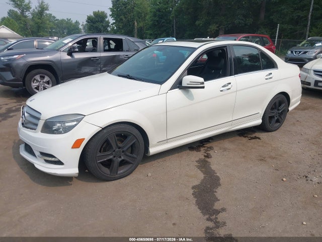 2011 Mercedes-benz C 300 Luxury/sport მანქანა იყიდება აუქციონზე, vin: WDDGF5EB2BA516416, აუქციონის ნომერი: 45650698