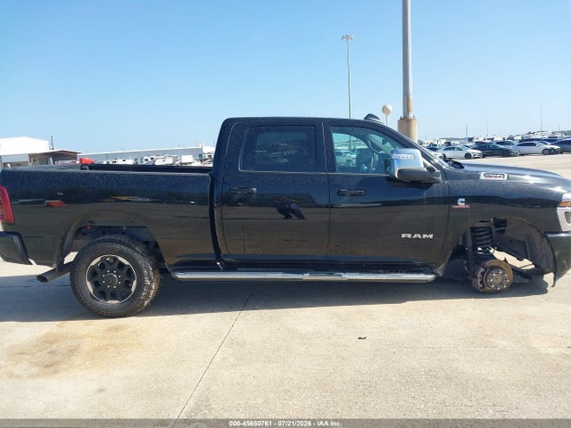 45650761 :رقم المزاد ، 3C6UR5FL4TG274461 vin ، 2026 Ram 2500 Laramie  4x4 6'4 Box مزاد بيع