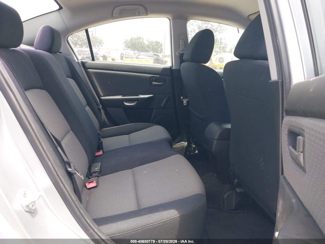 2006 Mazda Mazda3 I მანქანა იყიდება აუქციონზე, vin: JM1BK12G461404926, აუქციონის ნომერი: 45650779