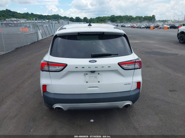 1FMCU9F63MUA61645 Ford ESCAPE S