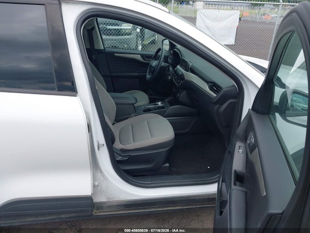 1FMCU9F63MUA61645 Ford ESCAPE S
