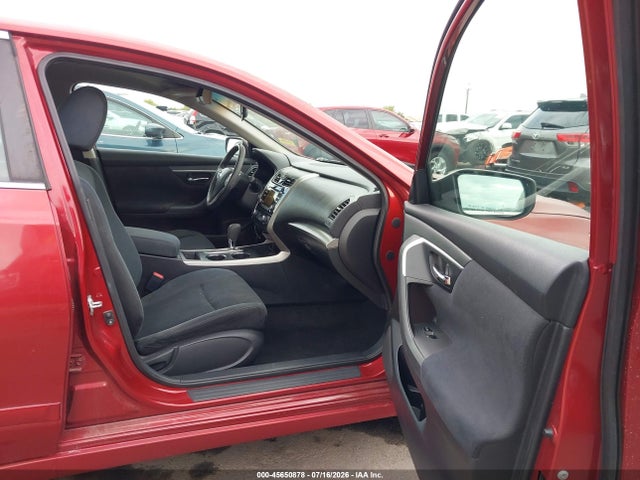 Продажа на аукционе авто 2015 Nissan Altima 2.5 Sv, vin: 1N4AL3AP0FC116983, номер лота: 45650878