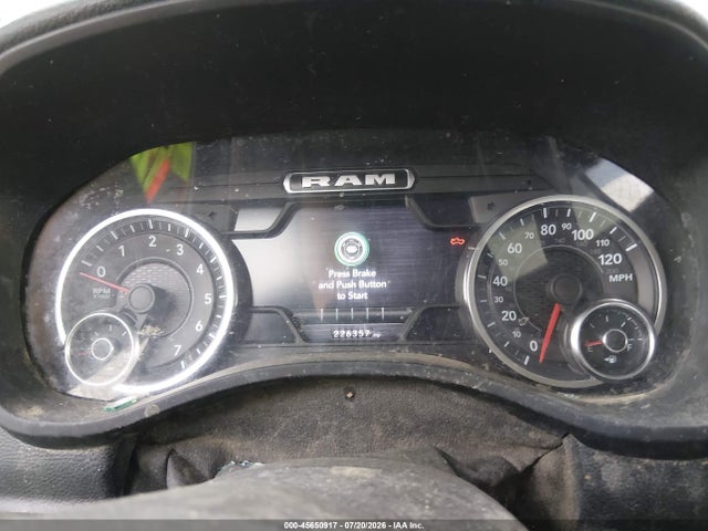45650917 :رقم المزاد ، 1C6SRFJT5NN259546 vin ، 2022 Ram 1500 Laramie  4x4 5'7 Box مزاد بيع