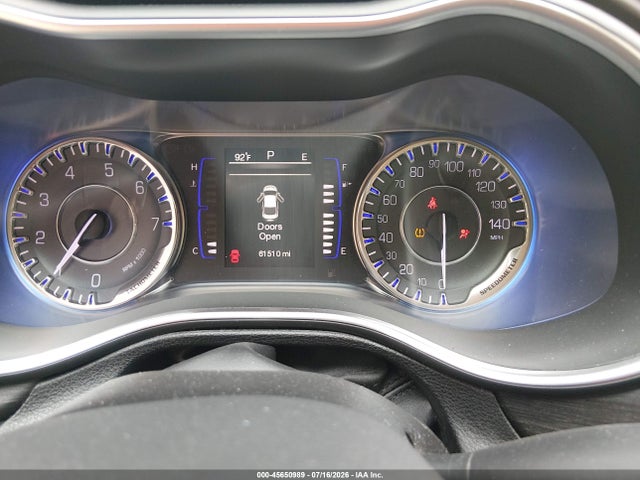Продаж на аукціоні авто 2015 Chrysler 200 Limited, vin: 1C3CCCABXFN753170, номер лоту: 45650989
