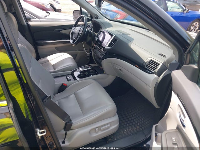 Honda Pilot Touring 2016 5FNYF6H96GB019557 Image 5
