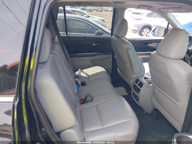 Honda Pilot Touring 2016 5FNYF6H96GB019557 Image 8