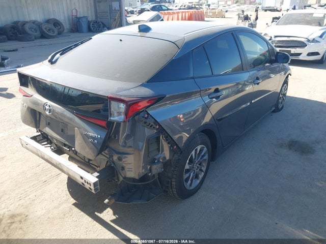 JTDKAMFU1N3162605 Toyota PRIUS XLE