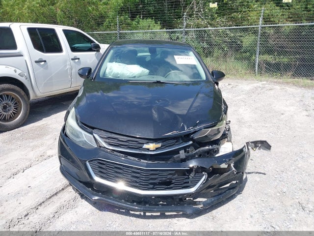 45651117 :رقم المزاد ، 1G1BE5SM5J7136679 vin ، 2018 Chevrolet Cruze Lt Auto مزاد بيع