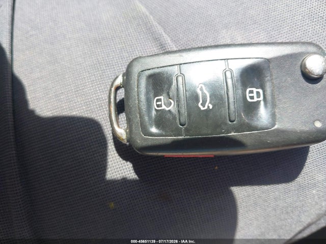 2012 Volkswagen Tiguan Se მანქანა იყიდება აუქციონზე, vin: WVGAV7AX4CW570333, აუქციონის ნომერი: 45651139