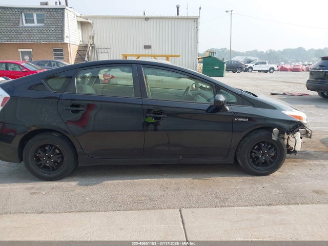 45651153 :رقم المزاد ، JTDKN3DU2E1772784 vin ، 2014 Toyota Prius Two مزاد بيع