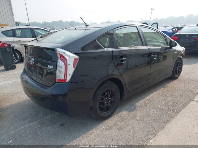 45651153 :رقم المزاد ، JTDKN3DU2E1772784 vin ، 2014 Toyota Prius Two مزاد بيع