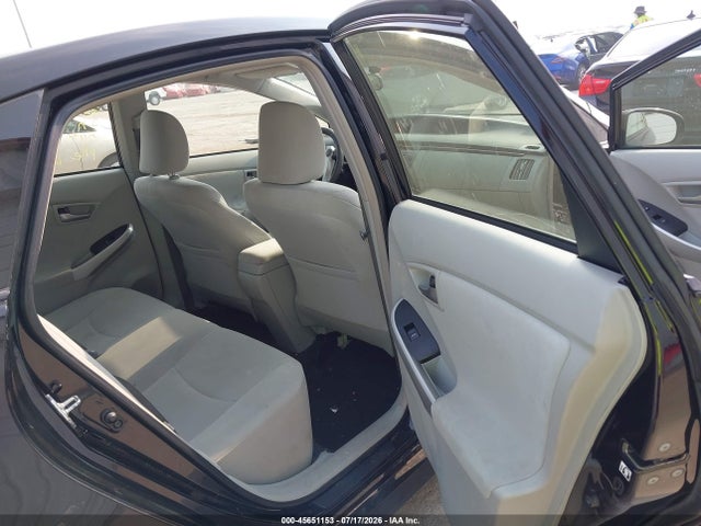 45651153 :رقم المزاد ، JTDKN3DU2E1772784 vin ، 2014 Toyota Prius Two مزاد بيع