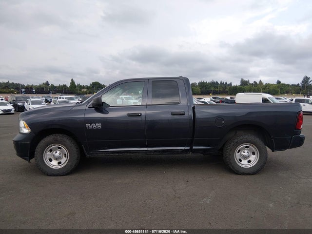 1C6RR7FG3JS297255 RAM 1500 Tradesman 4x4 6&#039;4 Box