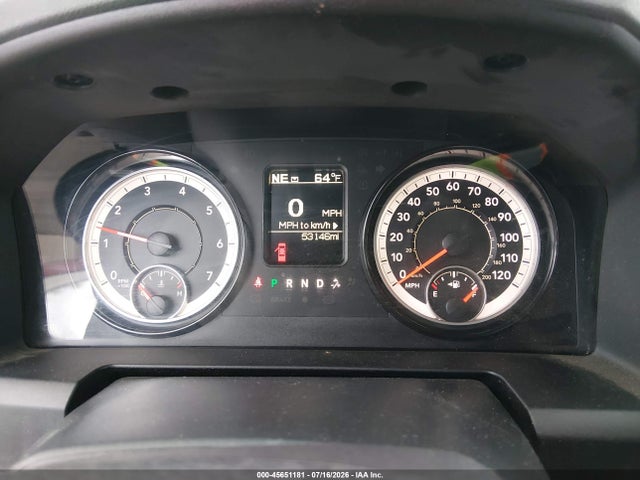 1C6RR7FG3JS297255 RAM 1500 Tradesman 4x4 6&#039;4 Box