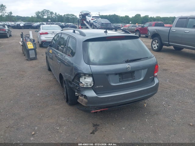 45651185 :رقم المزاد ، 3VWPP7AJ5CM623039 vin ، 2012 Volkswagen Jetta Sportwagen 2.5l S مزاد بيع
