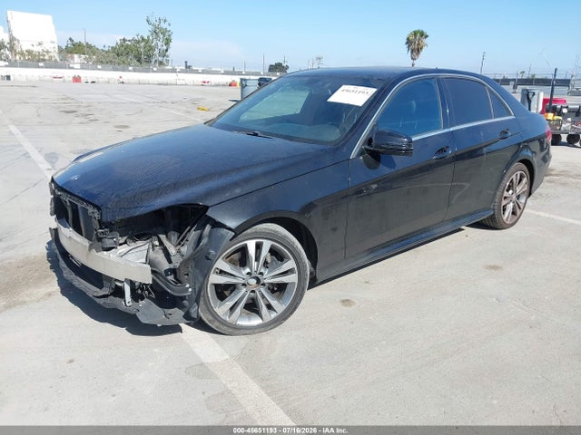 Mercedes-Benz E 350 2014 WDDHF5KB5EB001563 Image 2