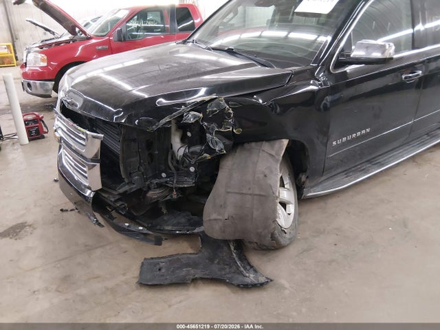 Продажа на аукционе авто 2017 Chevrolet Suburban Premier, vin: 1GNSKJKC7HR404671, номер лота: 45651219