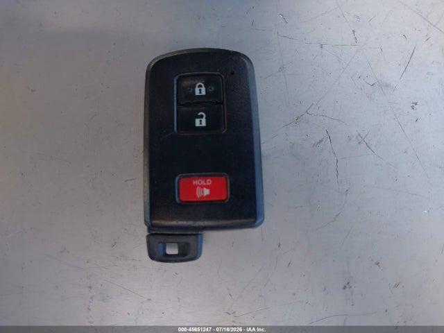 Toyota Prius V Three 2017 JTDZN3EU9HJ073122 Image 11