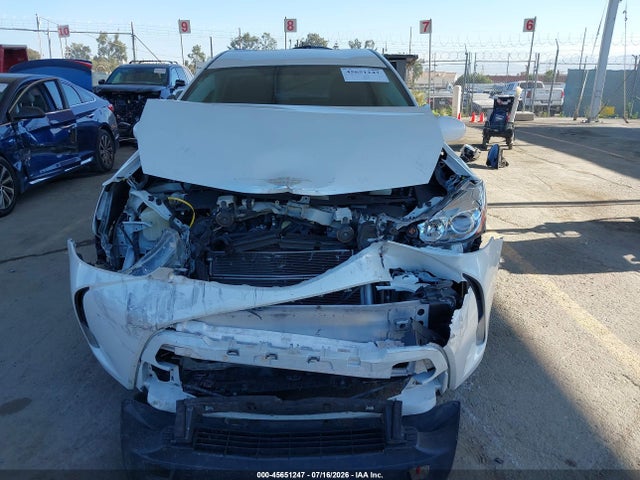 Toyota Prius V Three 2017 JTDZN3EU9HJ073122 Image 13