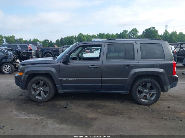Продажа на аукционе авто 2015 Jeep Patriot High Altitude Edition, vin: 1C4NJRFB5FD218033, номер лота: 45651261