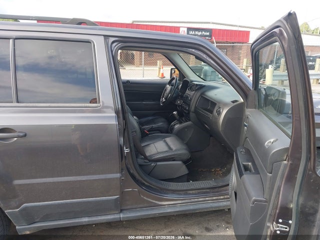 Продажа на аукционе авто 2015 Jeep Patriot High Altitude Edition, vin: 1C4NJRFB5FD218033, номер лота: 45651261