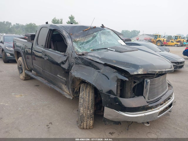 45651296 :رقم المزاد ، 1GT220CG2BZ458732 vin ، 2011 Gmc Sierra 2500hd Sle مزاد بيع
